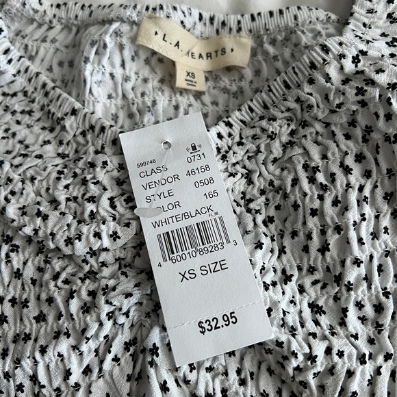 la hearts pacsun black and white puff short sleeve top - Picture 4 of 6